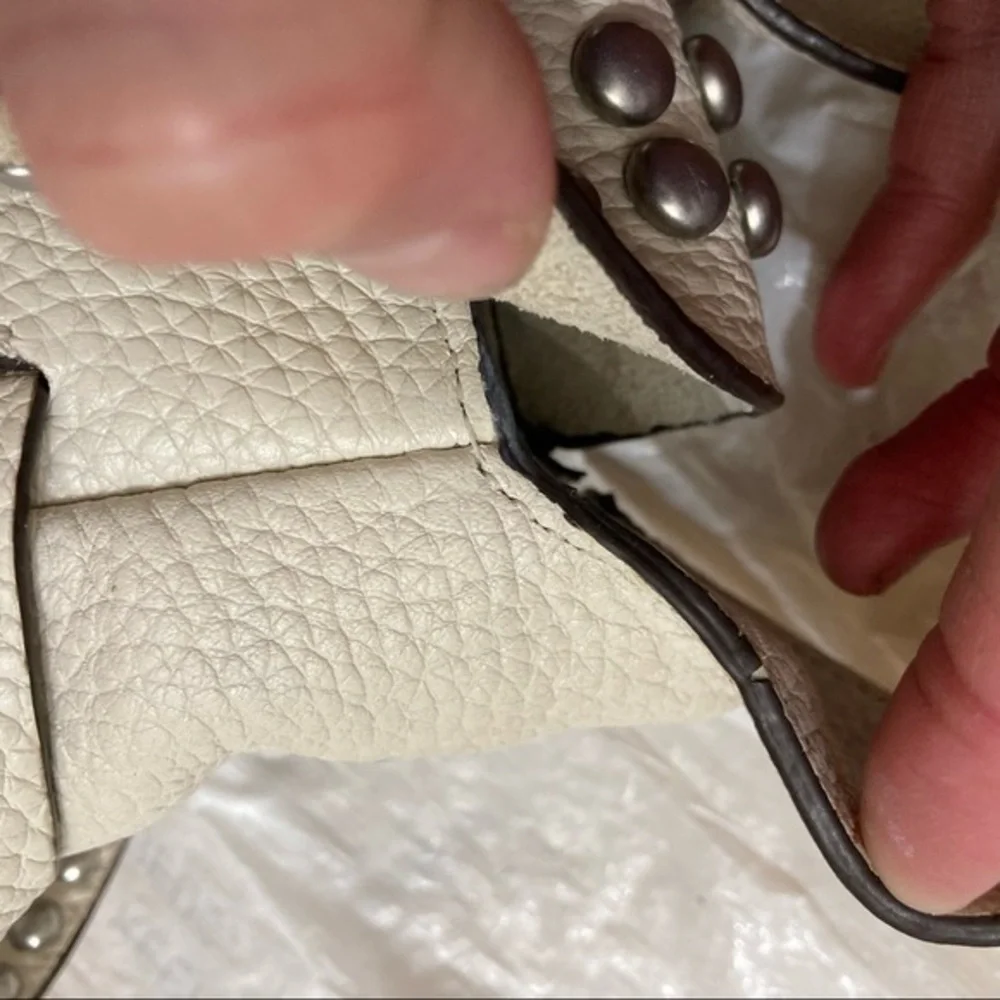 Coach 35764 Rivets Flaps Dakotah Crossbody Leather  Bag messenger RARE